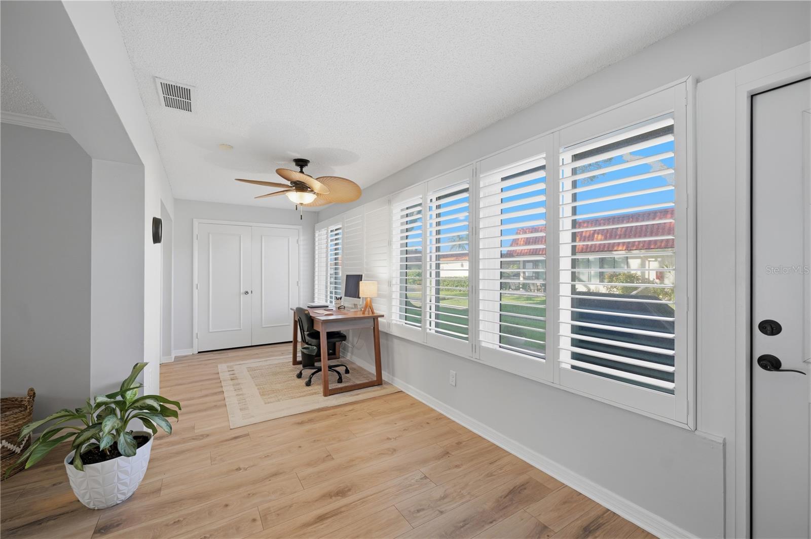 19029 US HIGHWAY 19 N, #18B, Clearwater, FL 33764