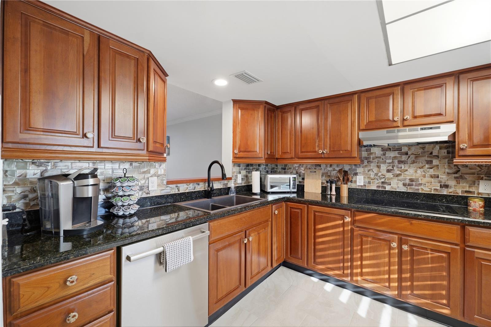 19029 US HIGHWAY 19 N, #18B, Clearwater, FL 33764