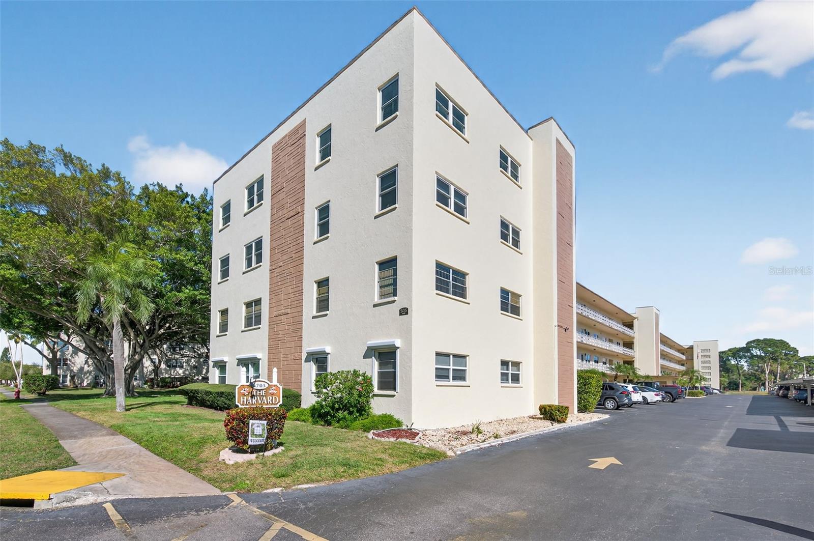 5705 80TH STREET N, #105, St Petersburg, FL 33709