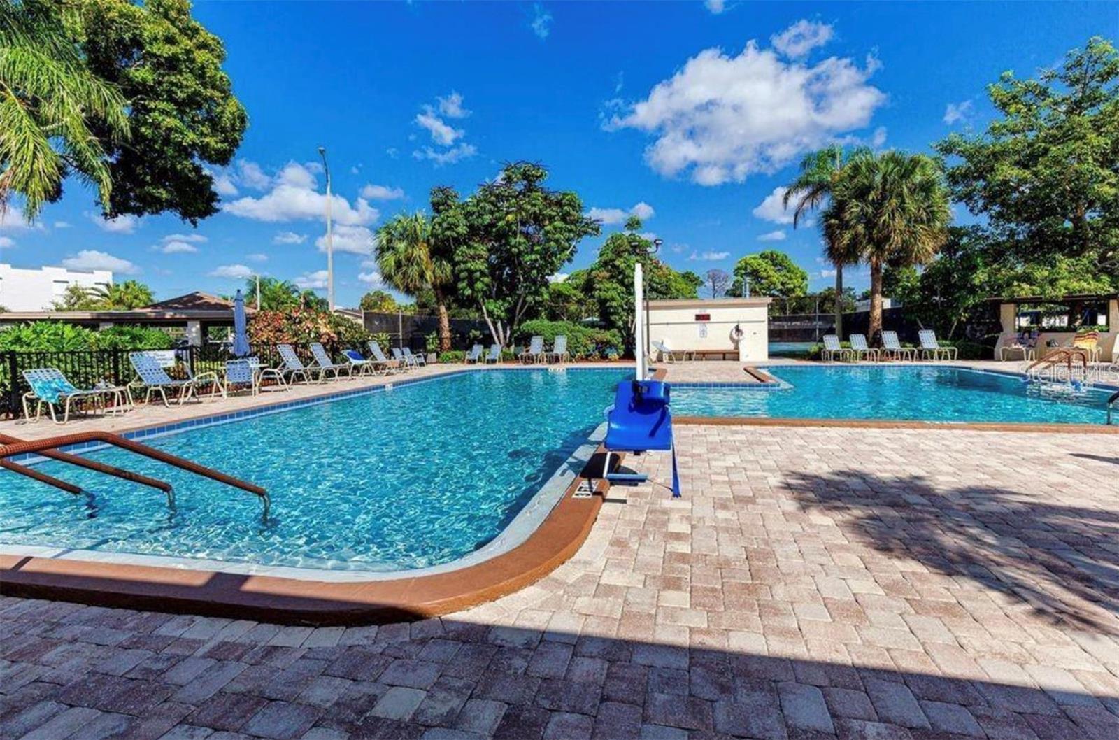 5705 80TH STREET N, #105, St Petersburg, FL 33709