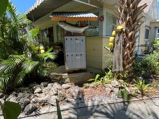 712 7TH STREET N, St Petersburg, FL 33701 712 7TH STREET N, St Petersburg, FL 33701