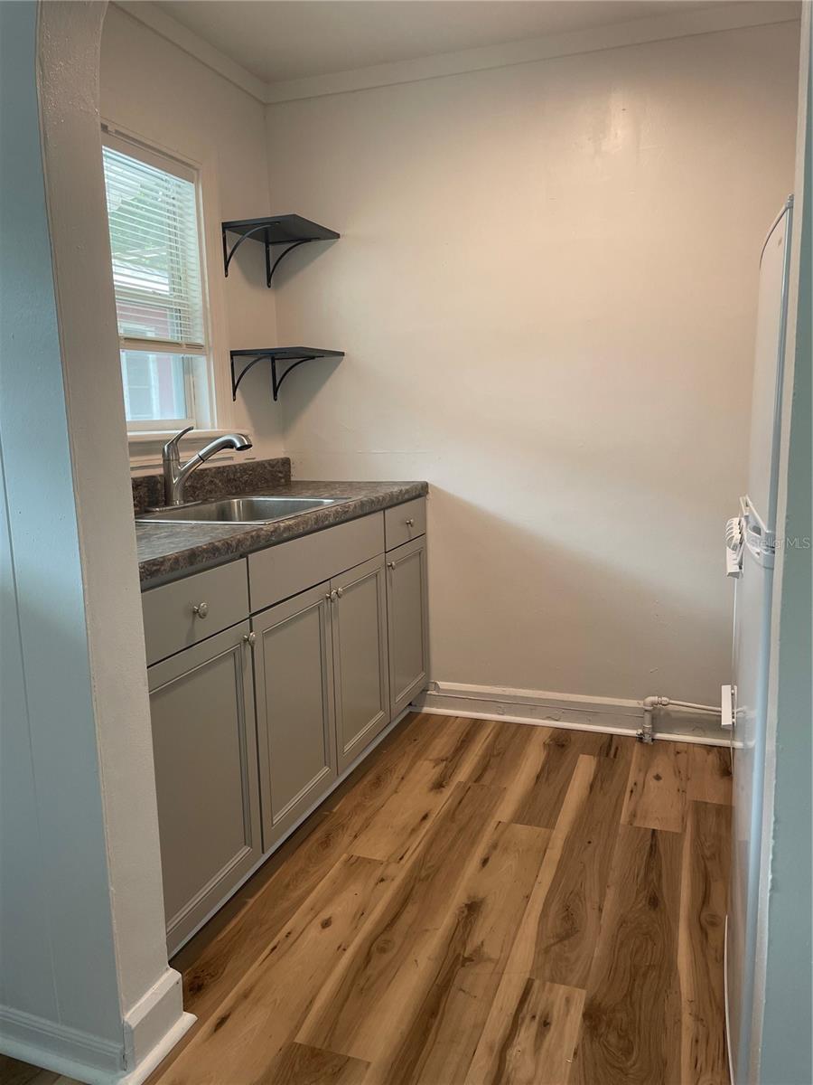 712 7TH STREET N, St Petersburg, FL 33701 712 7TH STREET N, St Petersburg, FL 33701
