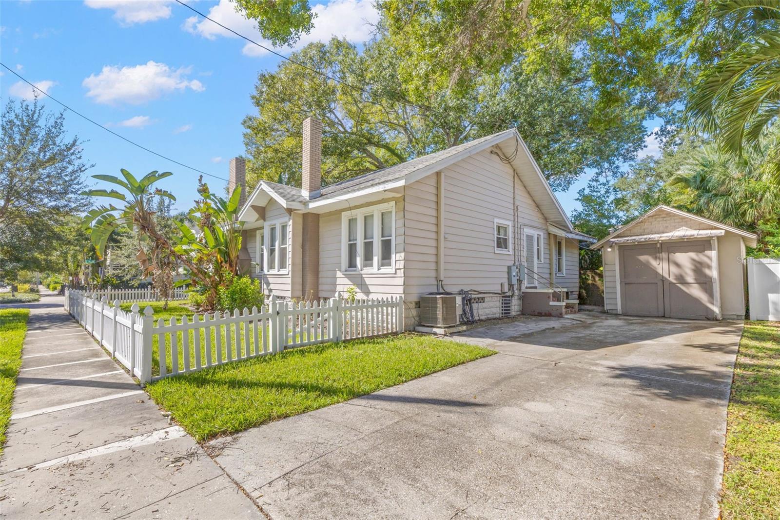 165 11TH AVENUE NE, St Petersburg, FL 33701