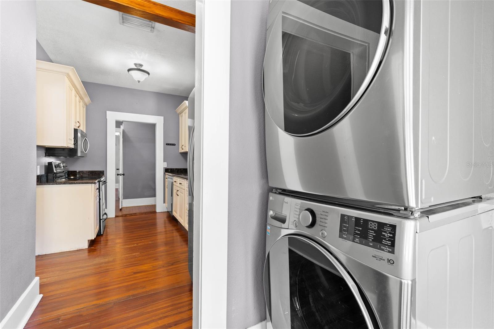 165 11TH AVENUE NE, St Petersburg, FL 33701