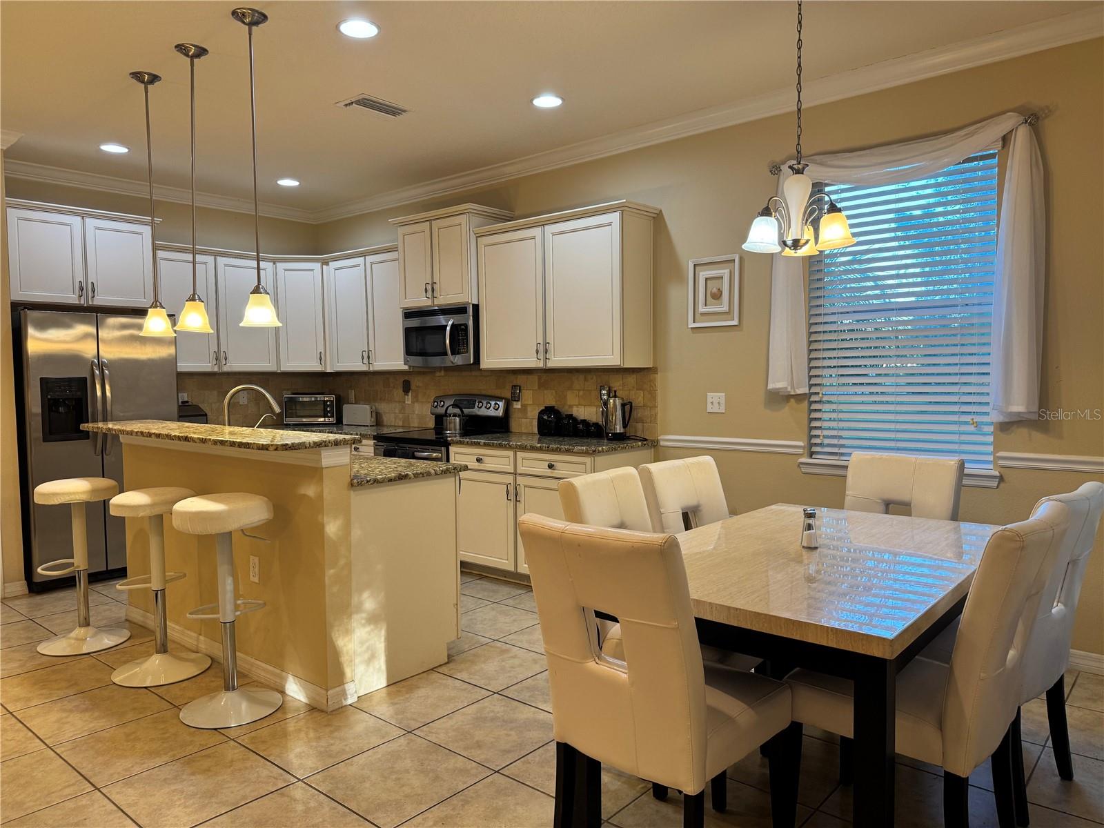 11048 PARADISE POINT WAY, New Port Richey, FL 34654