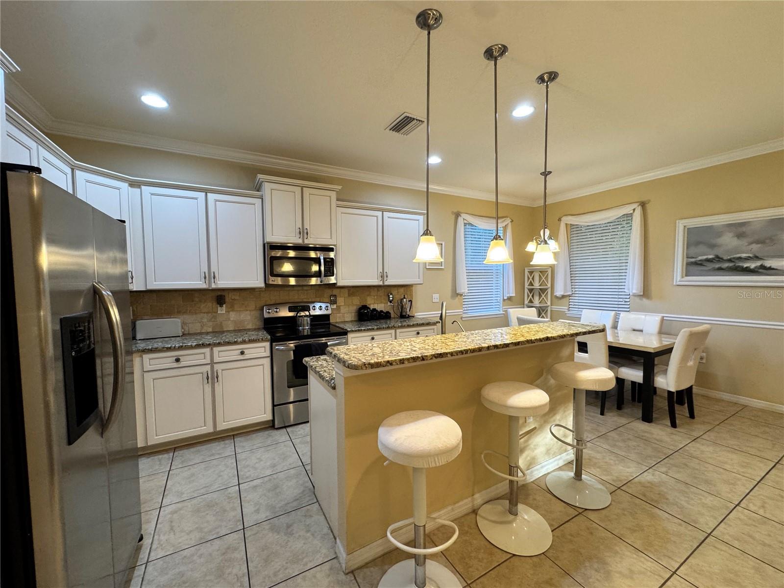 11048 PARADISE POINT WAY, New Port Richey, FL 34654