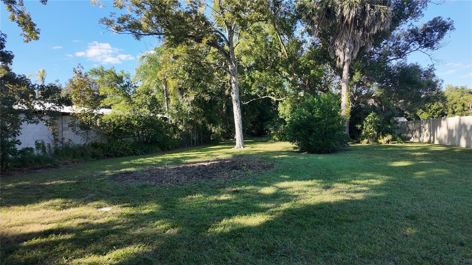 3831 HUDSON LANE, Tampa, FL 33618