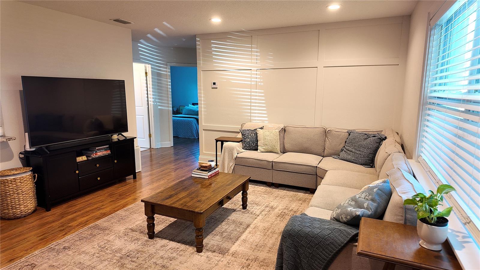 3831 HUDSON LANE, Tampa, FL 33618