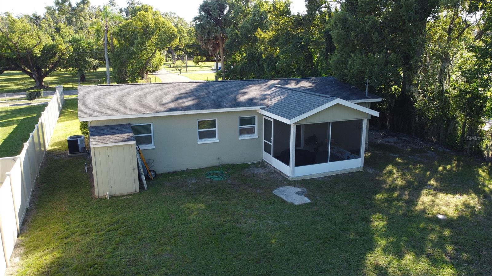 3831 HUDSON LANE, Tampa, FL 33618