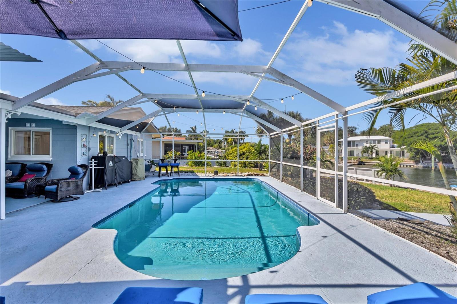 563 LEWIS BOULEVARD SE, St Petersburg, FL 33705