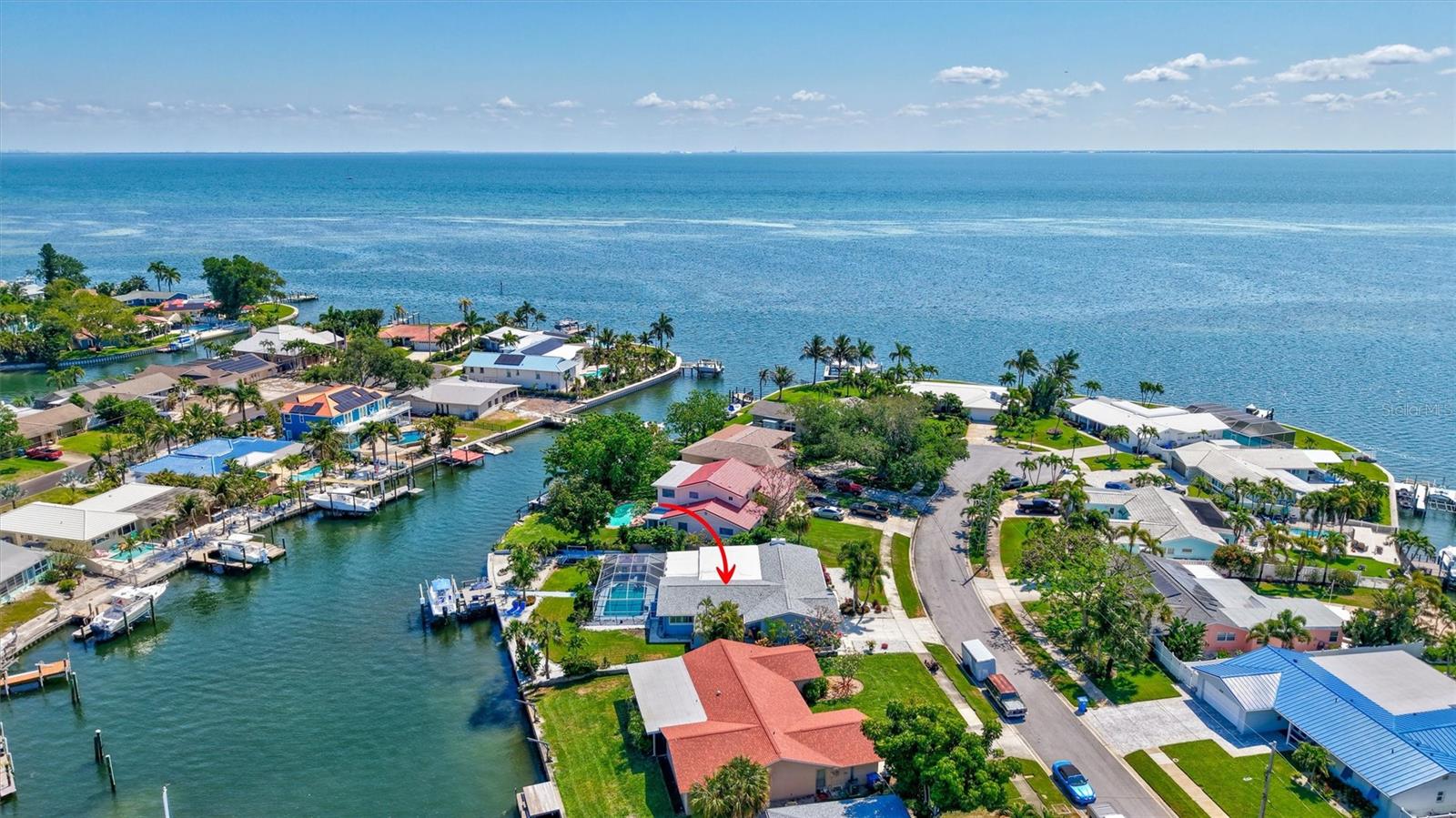 563 LEWIS BOULEVARD SE, St Petersburg, FL 33705