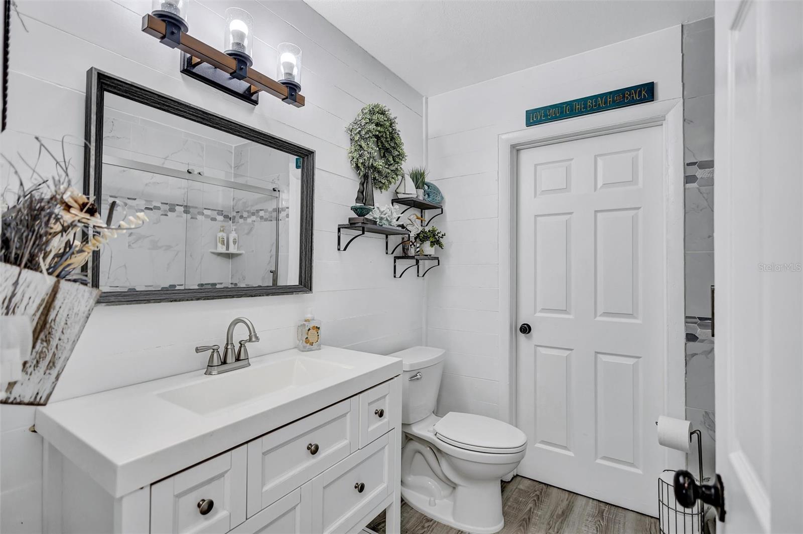 563 LEWIS BOULEVARD SE, St Petersburg, FL 33705