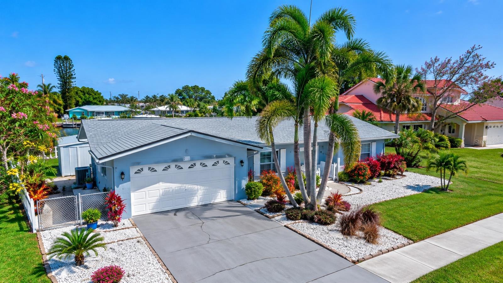 563 LEWIS BOULEVARD SE, St Petersburg, FL 33705