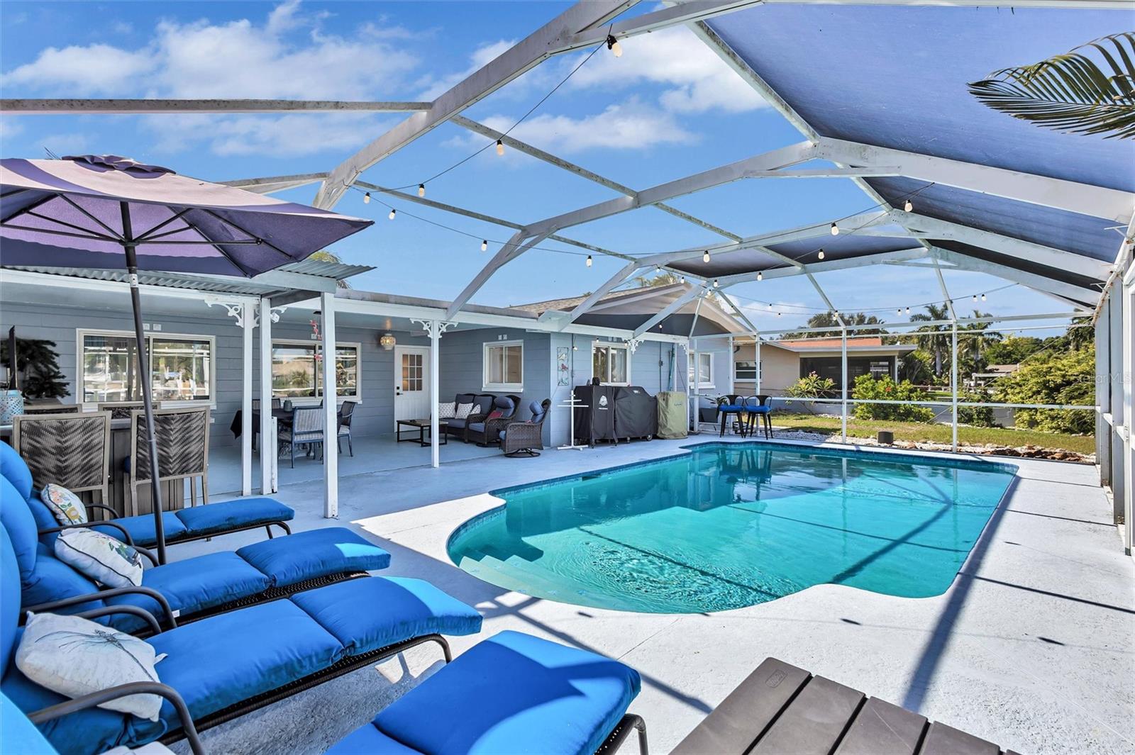 563 LEWIS BOULEVARD SE, St Petersburg, FL 33705