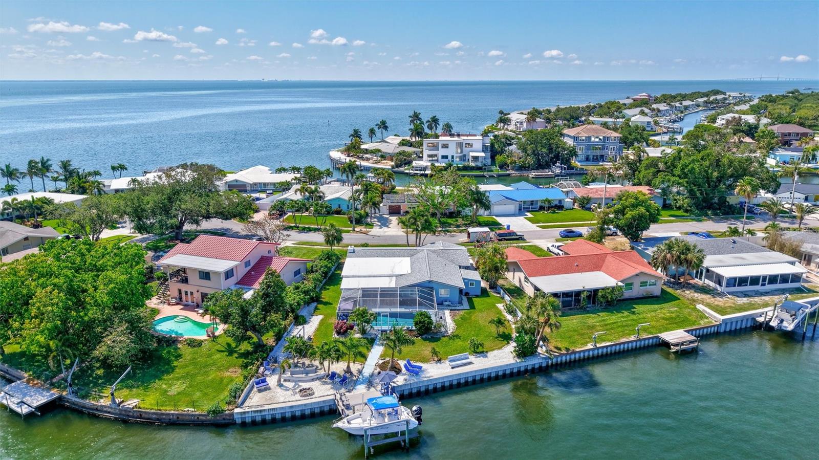 563 LEWIS BOULEVARD SE, St Petersburg, FL 33705