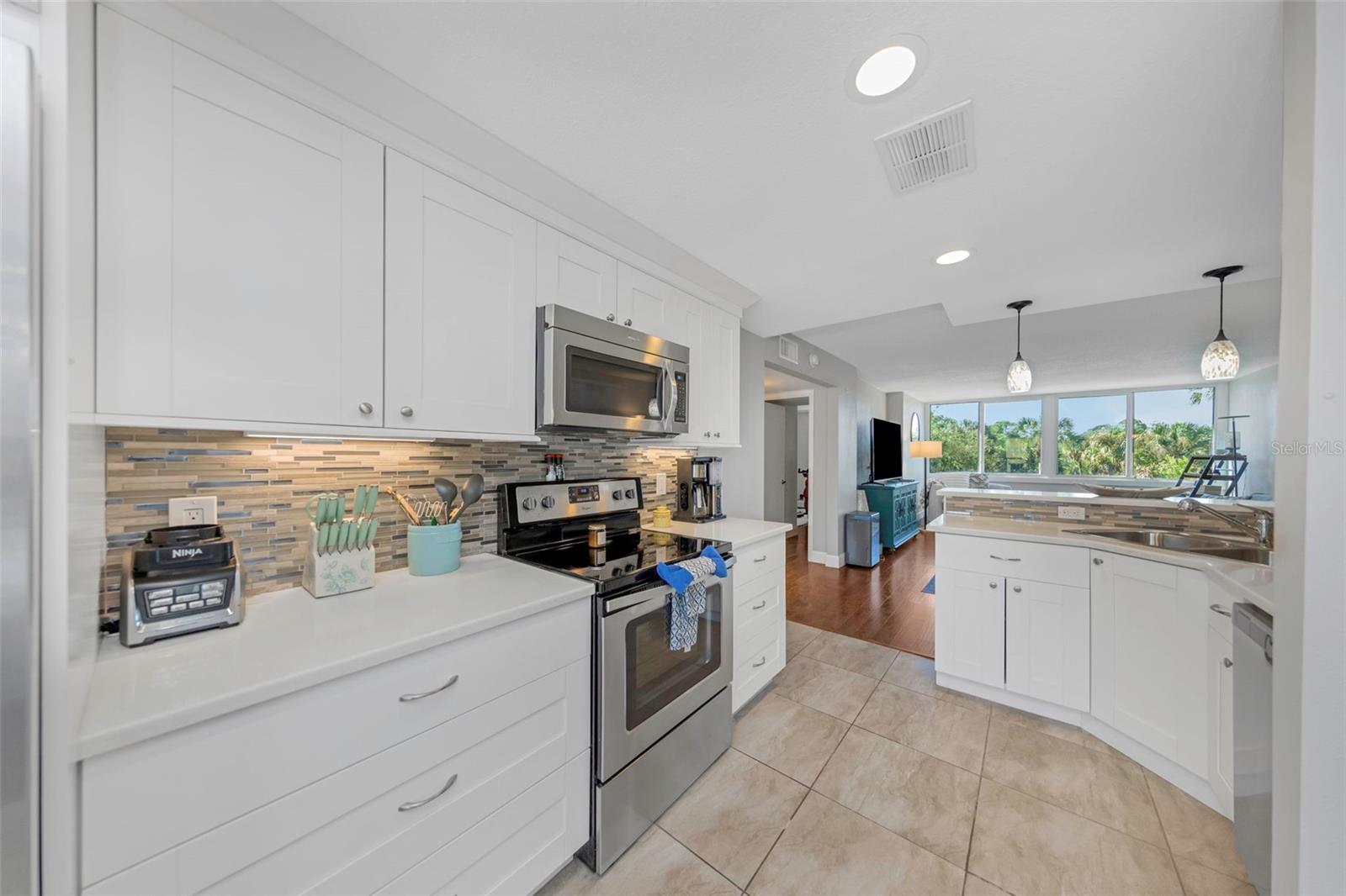 2614 COVE CAY DRIVE, #301, Clearwater, FL 33760 2614 COVE CAY DRIVE, #301, Clearwater, FL 33760