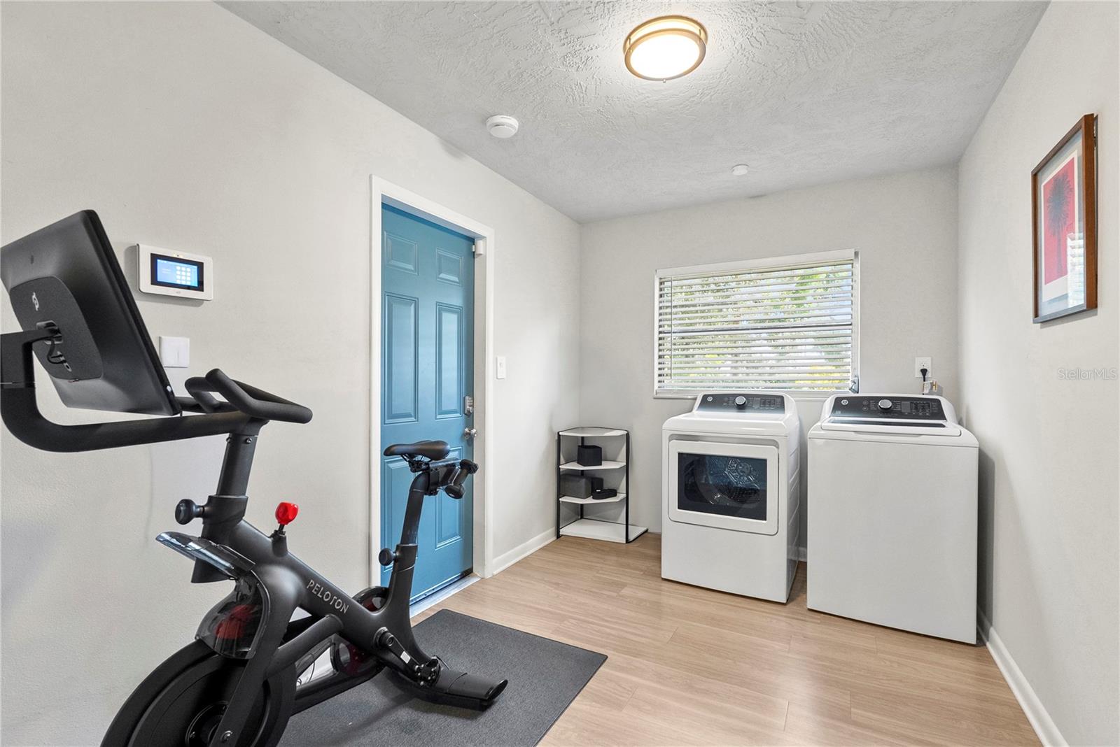 1595 PEACEFUL LANE N, Largo, FL 33756