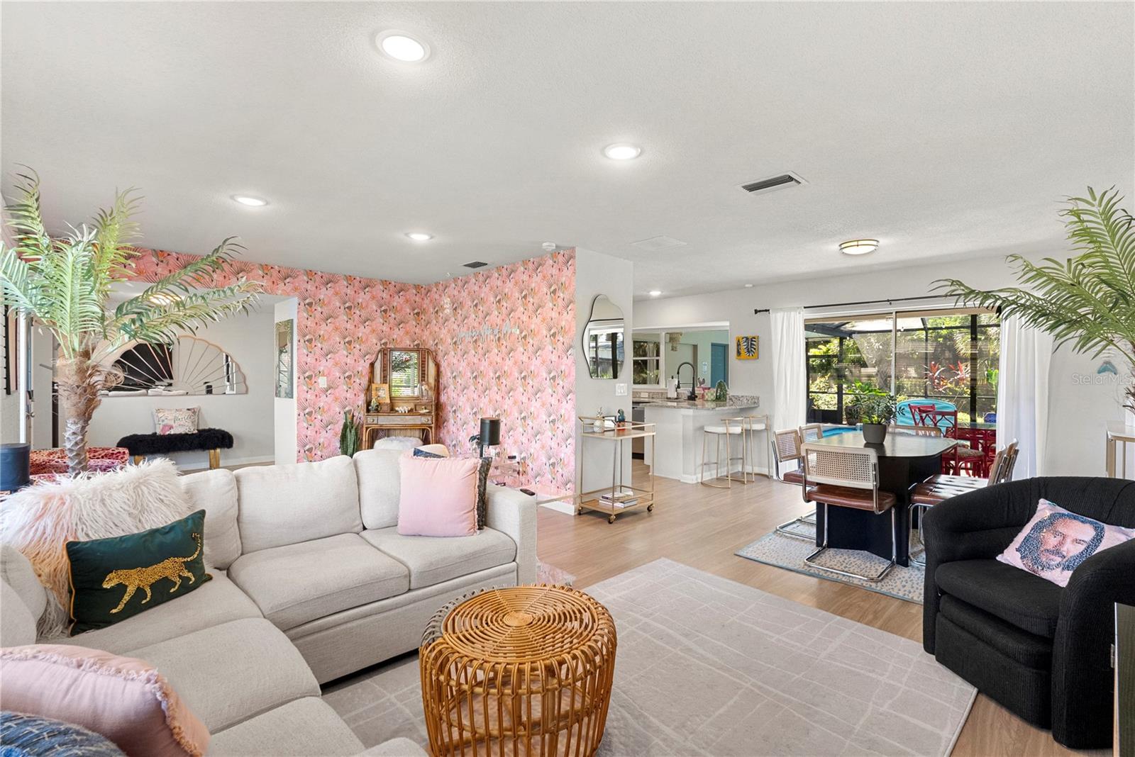 1595 PEACEFUL LANE N, Largo, FL 33756