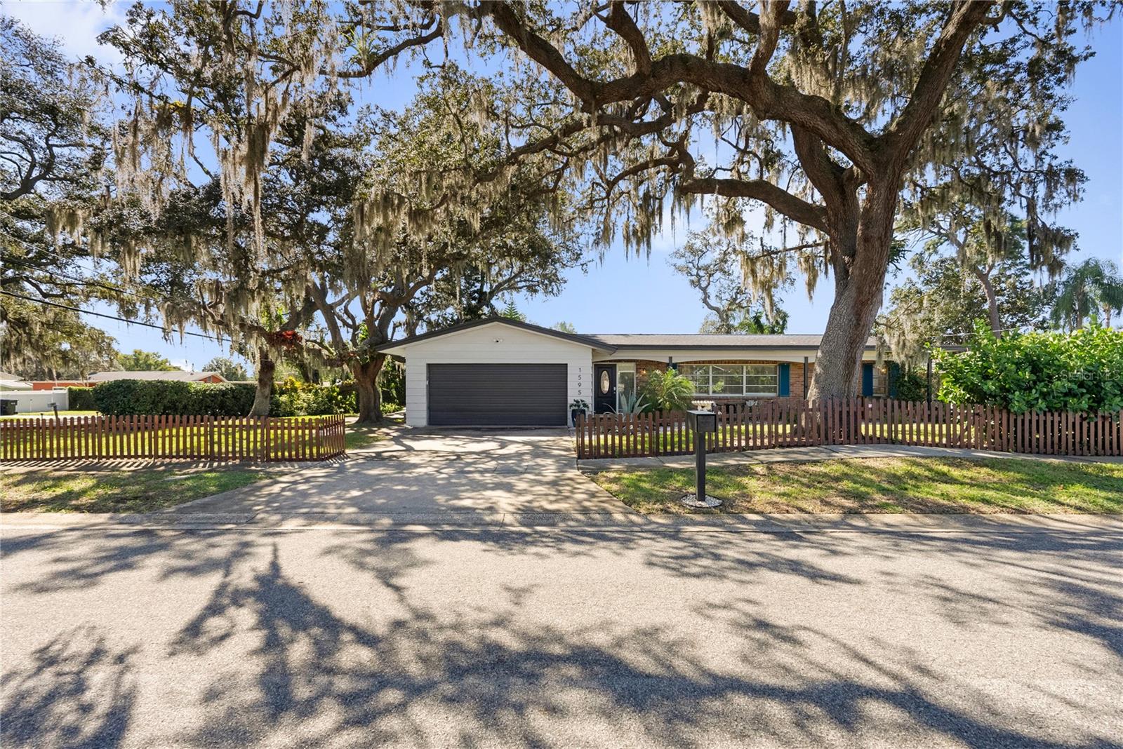 1595 PEACEFUL LANE N, Largo, FL 33756 1595 PEACEFUL LANE N, Largo, FL 33756