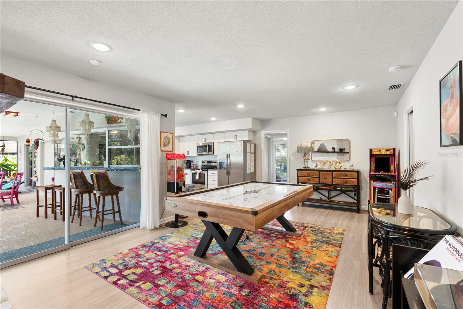 1595 PEACEFUL LANE N, Largo, FL 33756