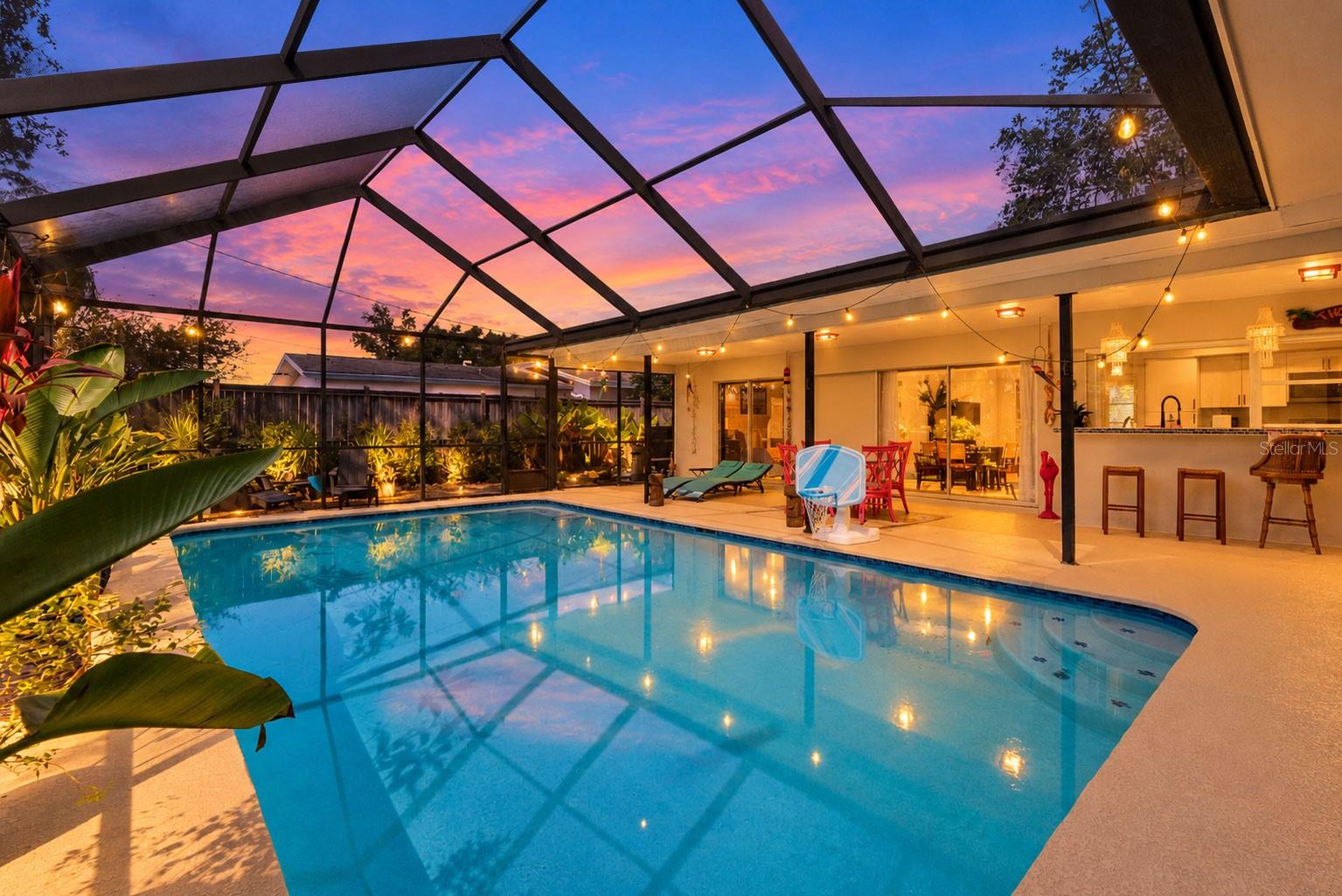 1595 PEACEFUL LANE N, Largo, FL 33756