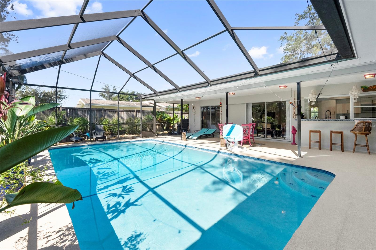 1595 PEACEFUL LANE N, Largo, FL 33756