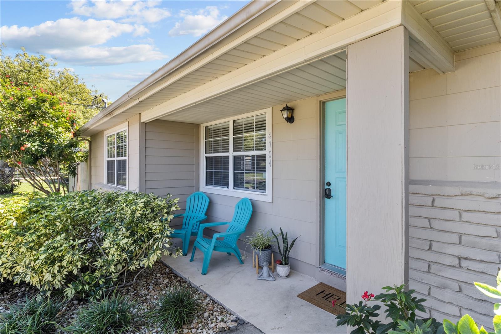 4704 W BAY AVENUE, Tampa, FL 33616 4704 W BAY AVENUE, Tampa, FL 33616