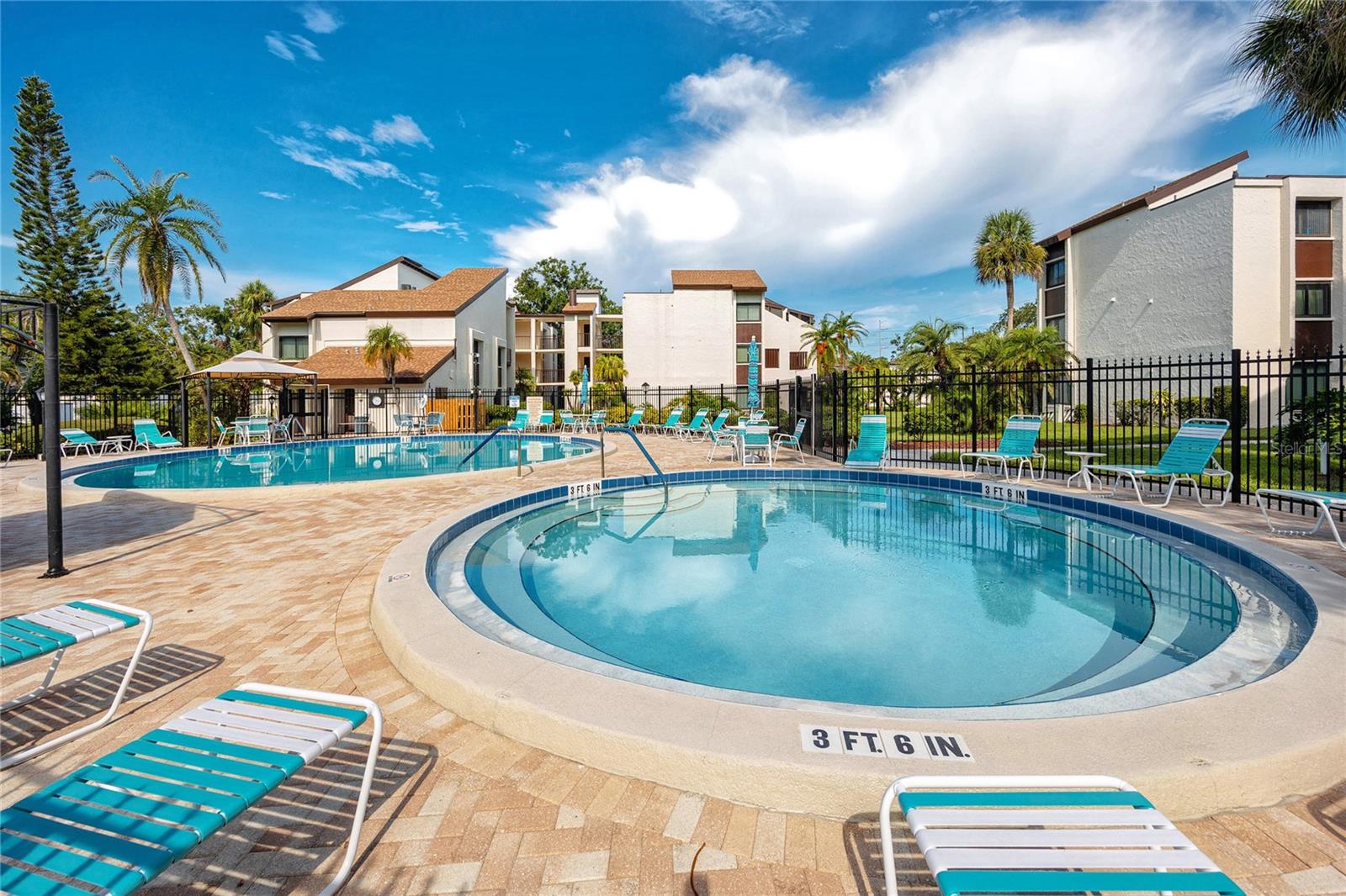 2207 BELLEAIR ROAD, #B30, Clearwater, FL 33764