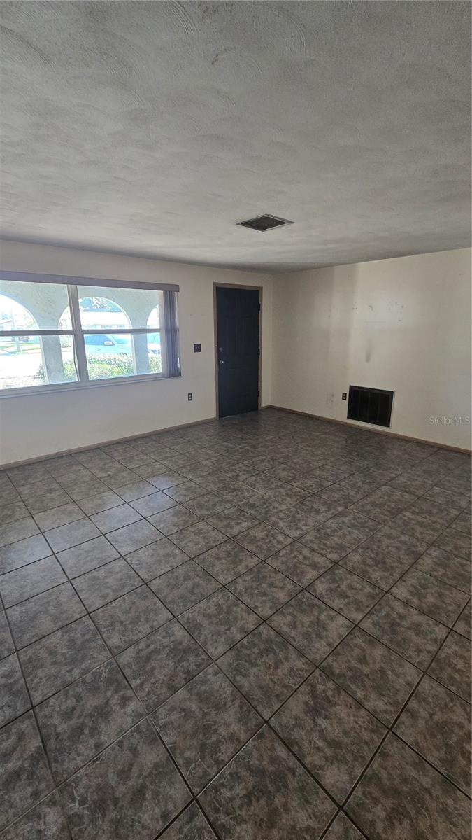 6123 MOOG RD, New Port Richey, FL 34652 6123 MOOG RD, New Port Richey, FL 34652