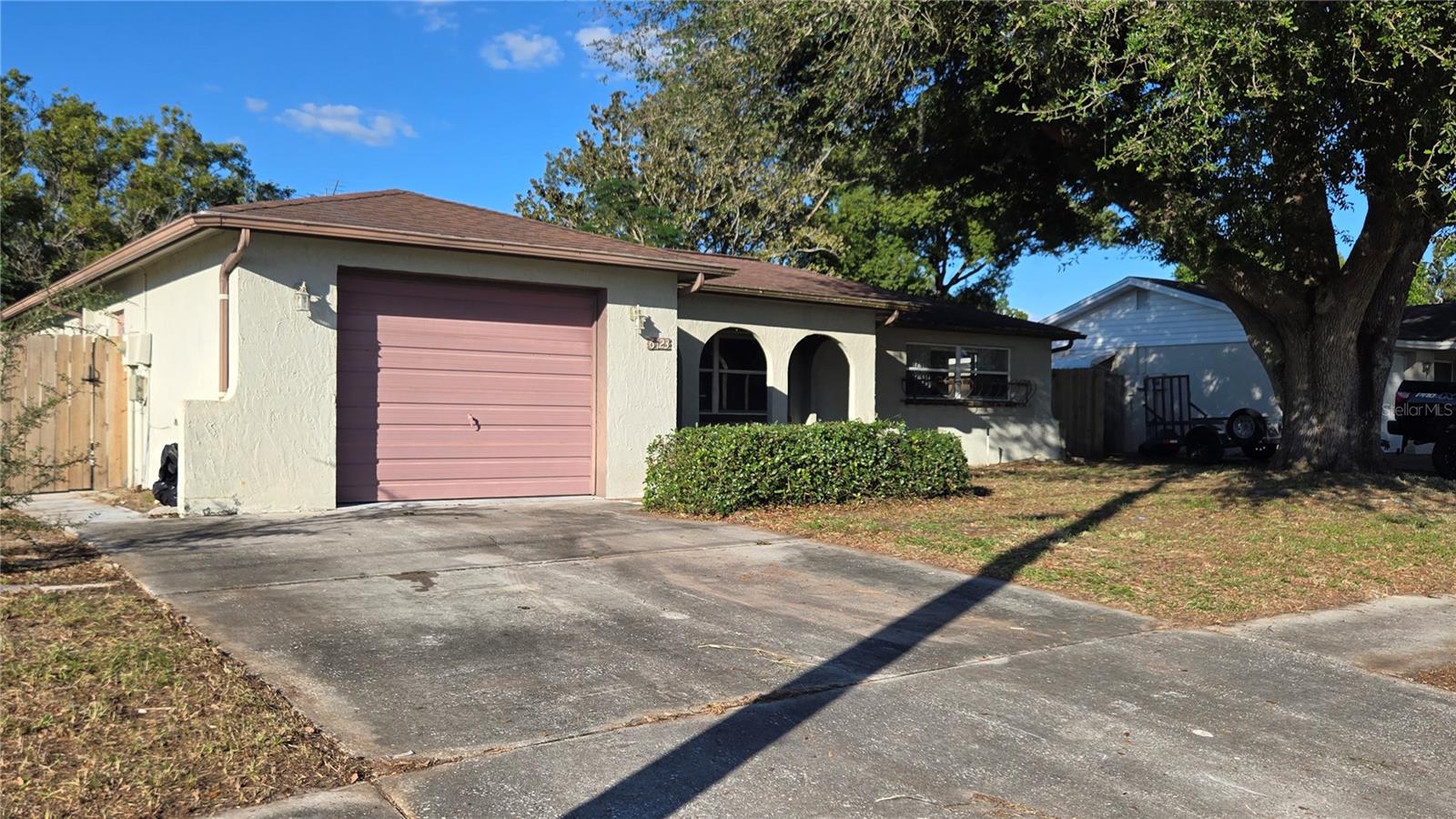 6123 MOOG RD, New Port Richey, FL 34652
