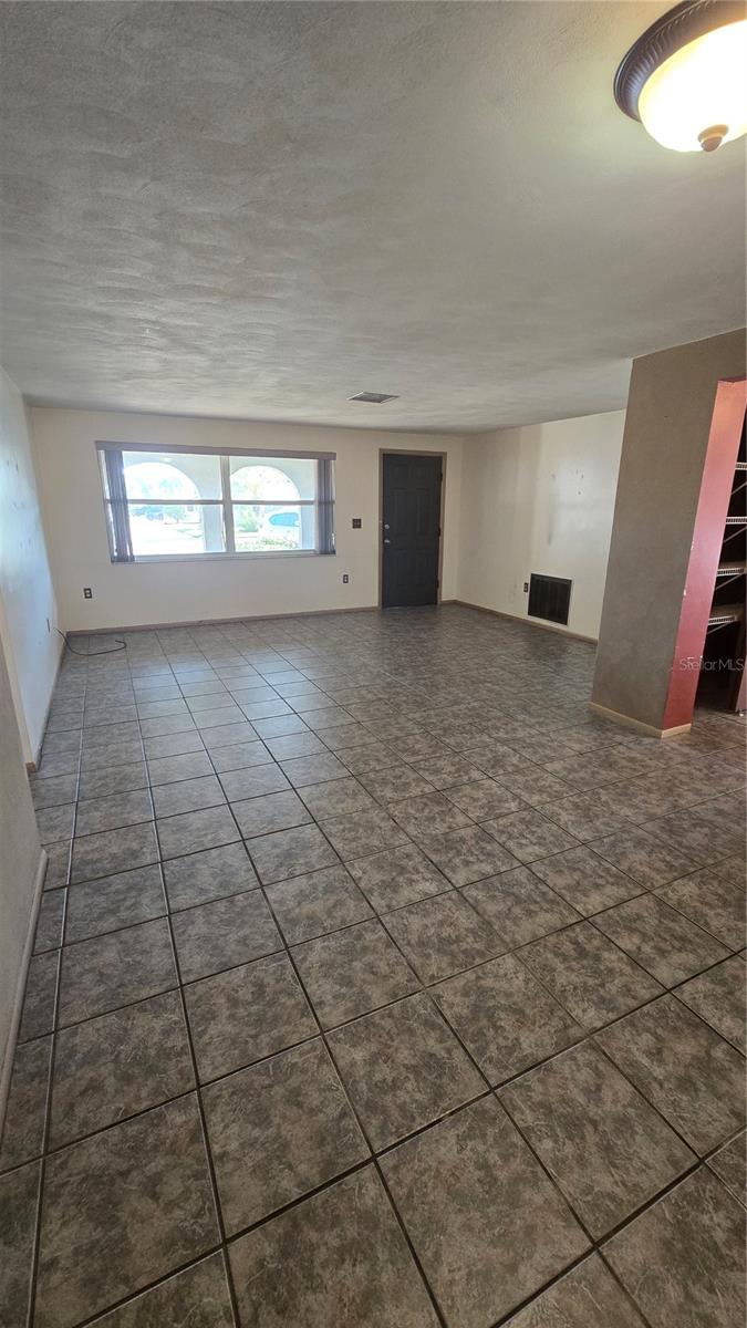6123 MOOG RD, New Port Richey, FL 34652 6123 MOOG RD, New Port Richey, FL 34652
