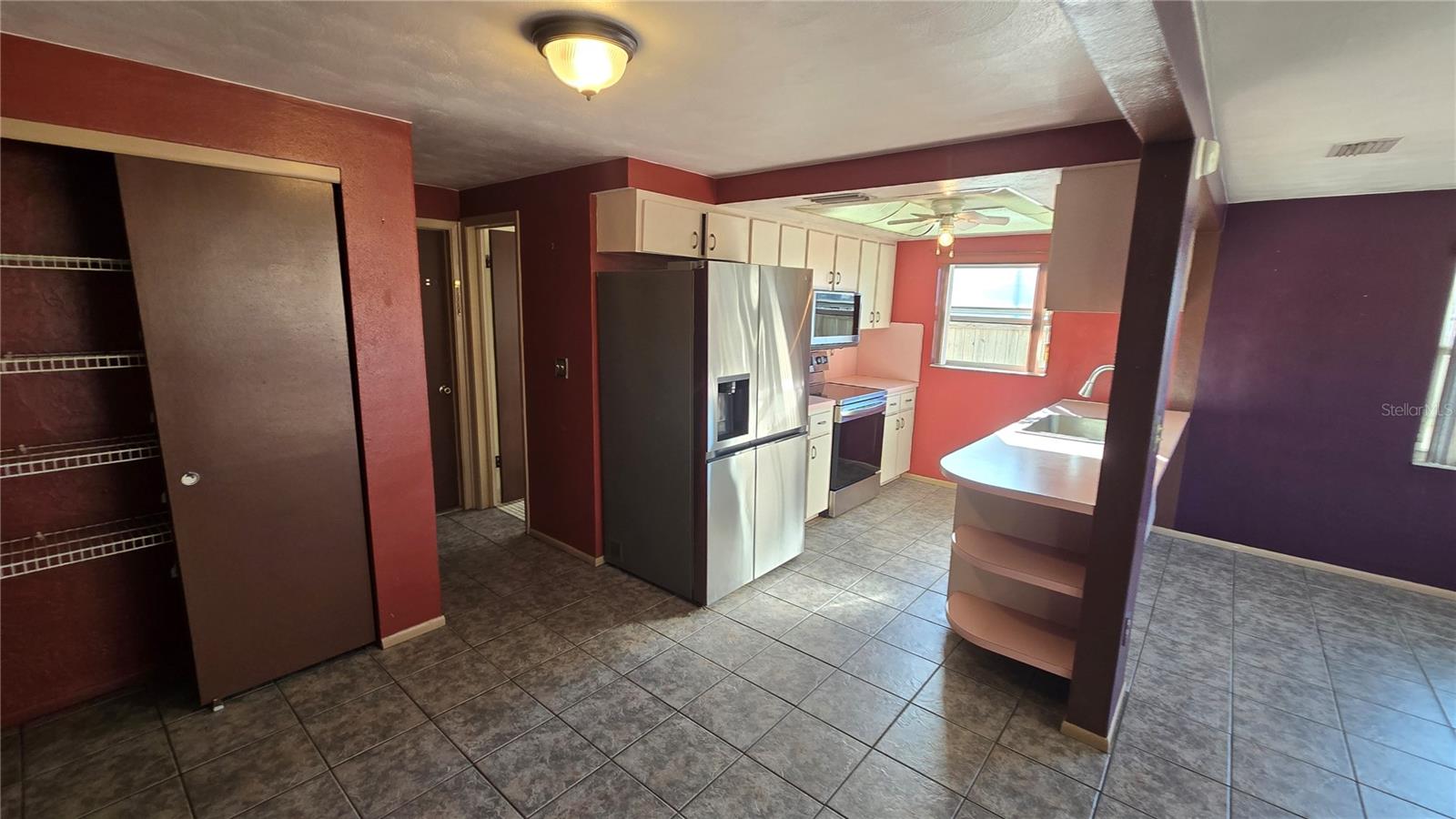 6123 MOOG RD, New Port Richey, FL 34652