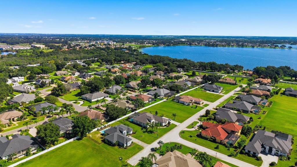 4462 EMERALD PALMS LANE, Winter Haven, FL 33884