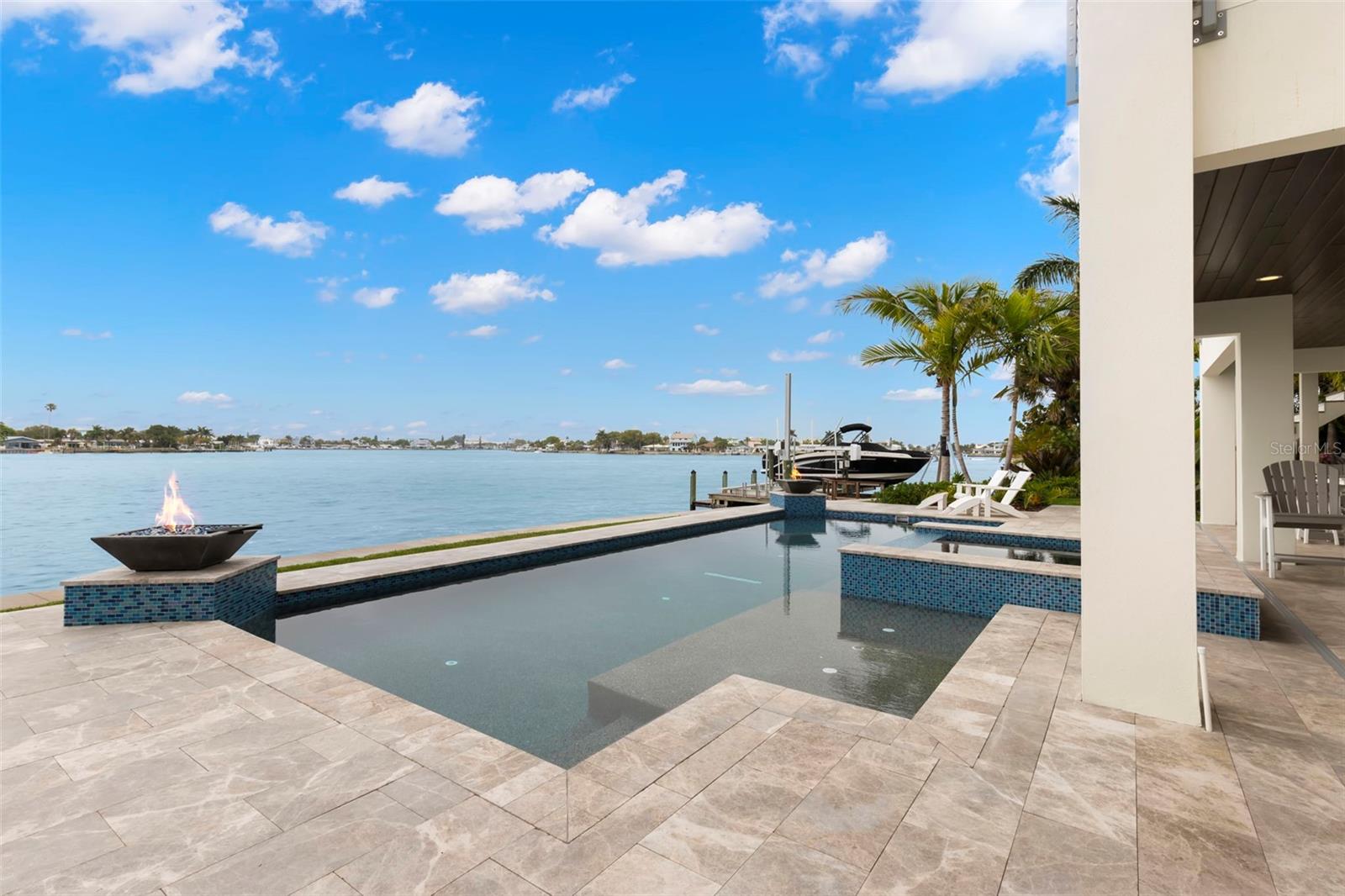 4598 HARBOR HILLS DRIVE, Largo, FL 33770 4598 HARBOR HILLS DRIVE, Largo, FL 33770