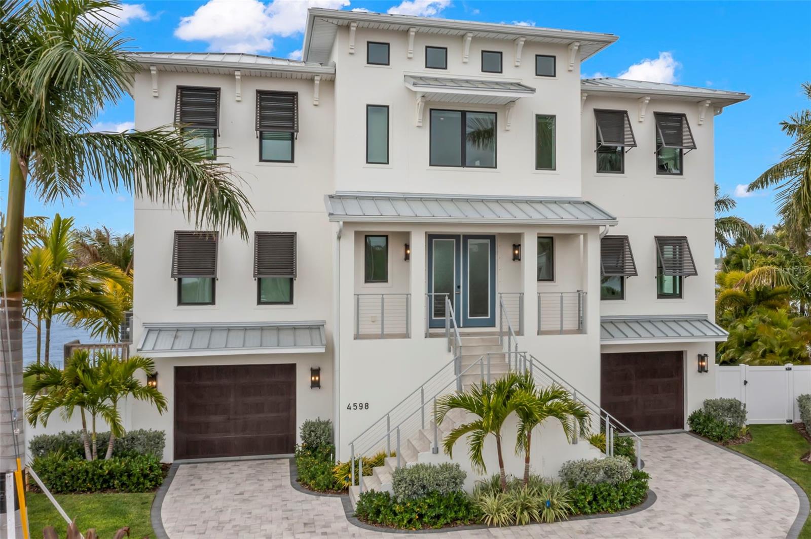 4598 HARBOR HILLS DRIVE, Largo, FL 33770 4598 HARBOR HILLS DRIVE, Largo, FL 33770