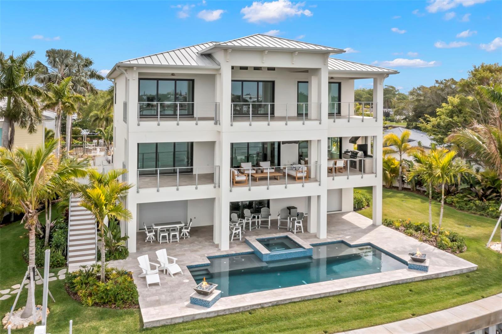 4598 HARBOR HILLS DRIVE, Largo, FL 33770 4598 HARBOR HILLS DRIVE, Largo, FL 33770