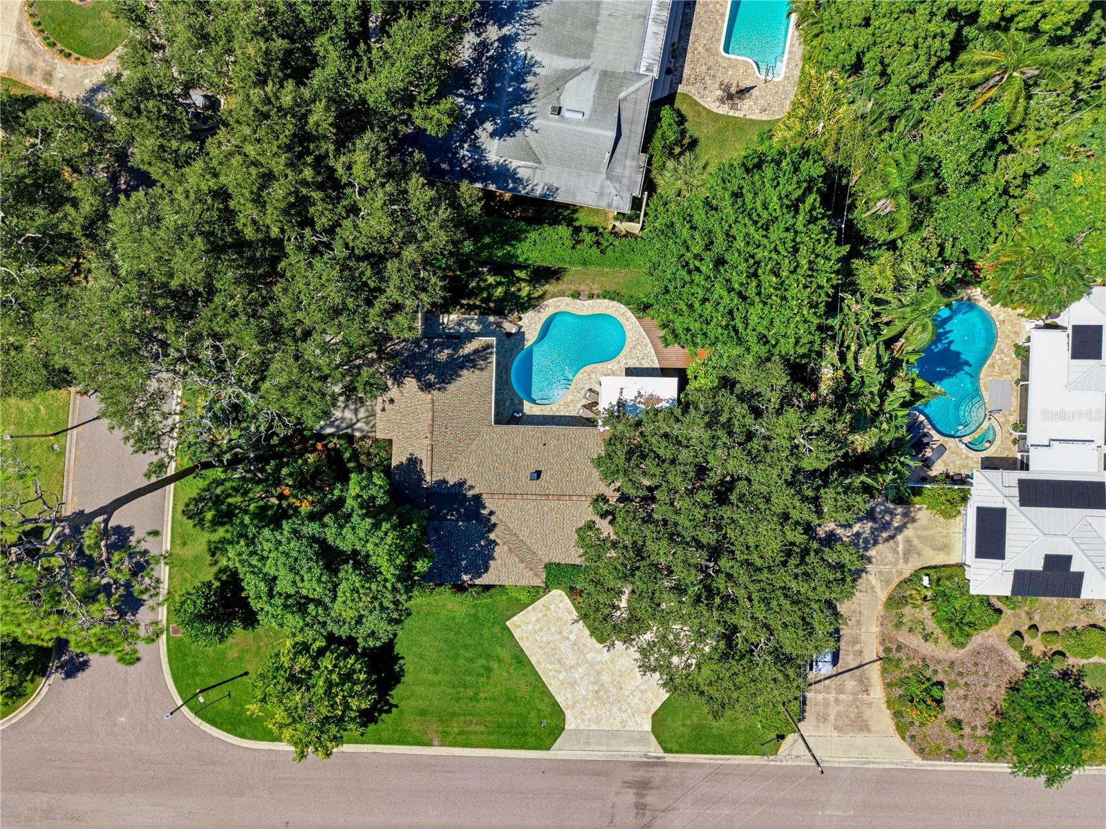 1734 EAGLES NEST DRIVE, Belleair, FL 33756