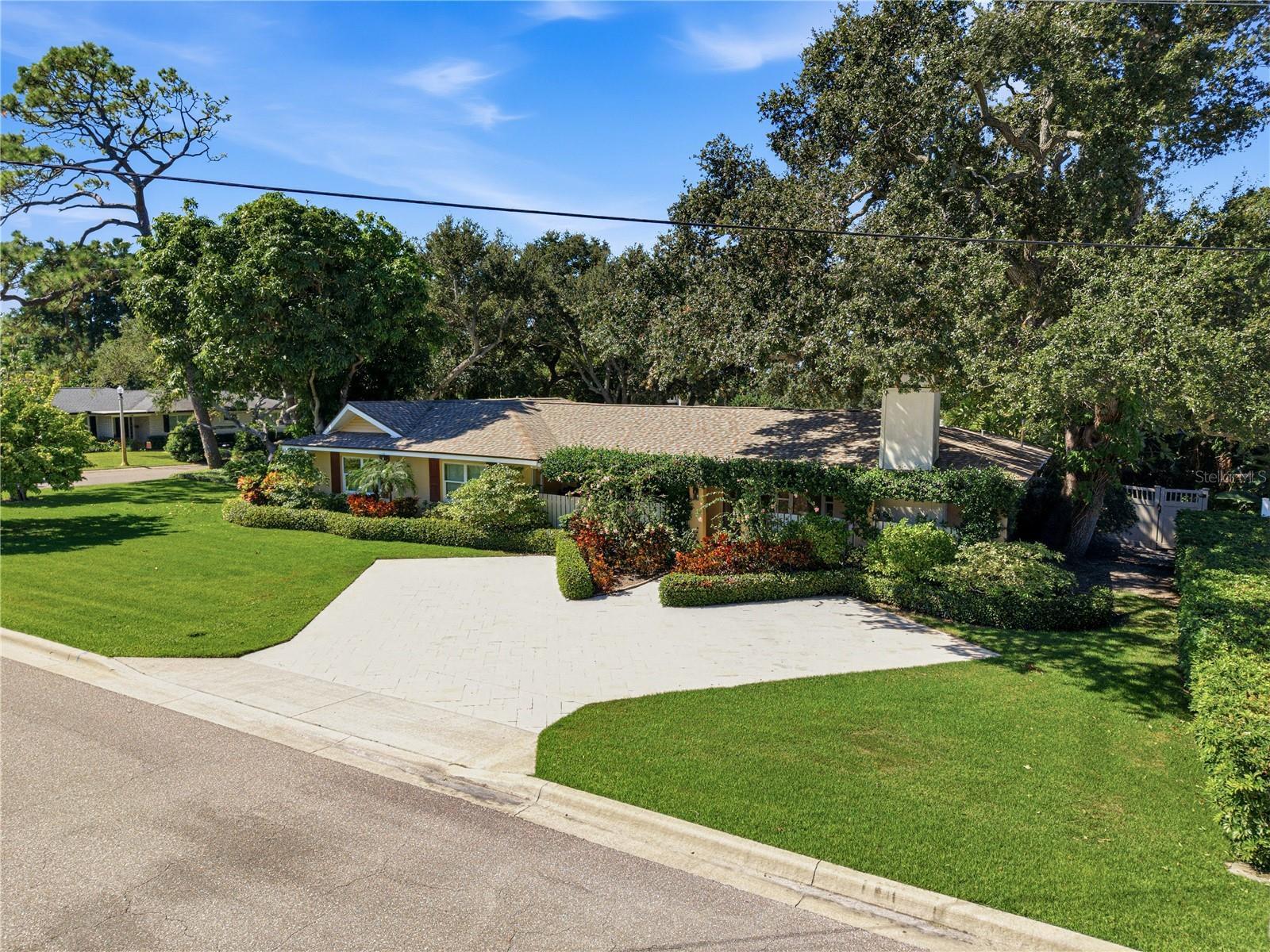 1734 EAGLES NEST DRIVE, Belleair, FL 33756