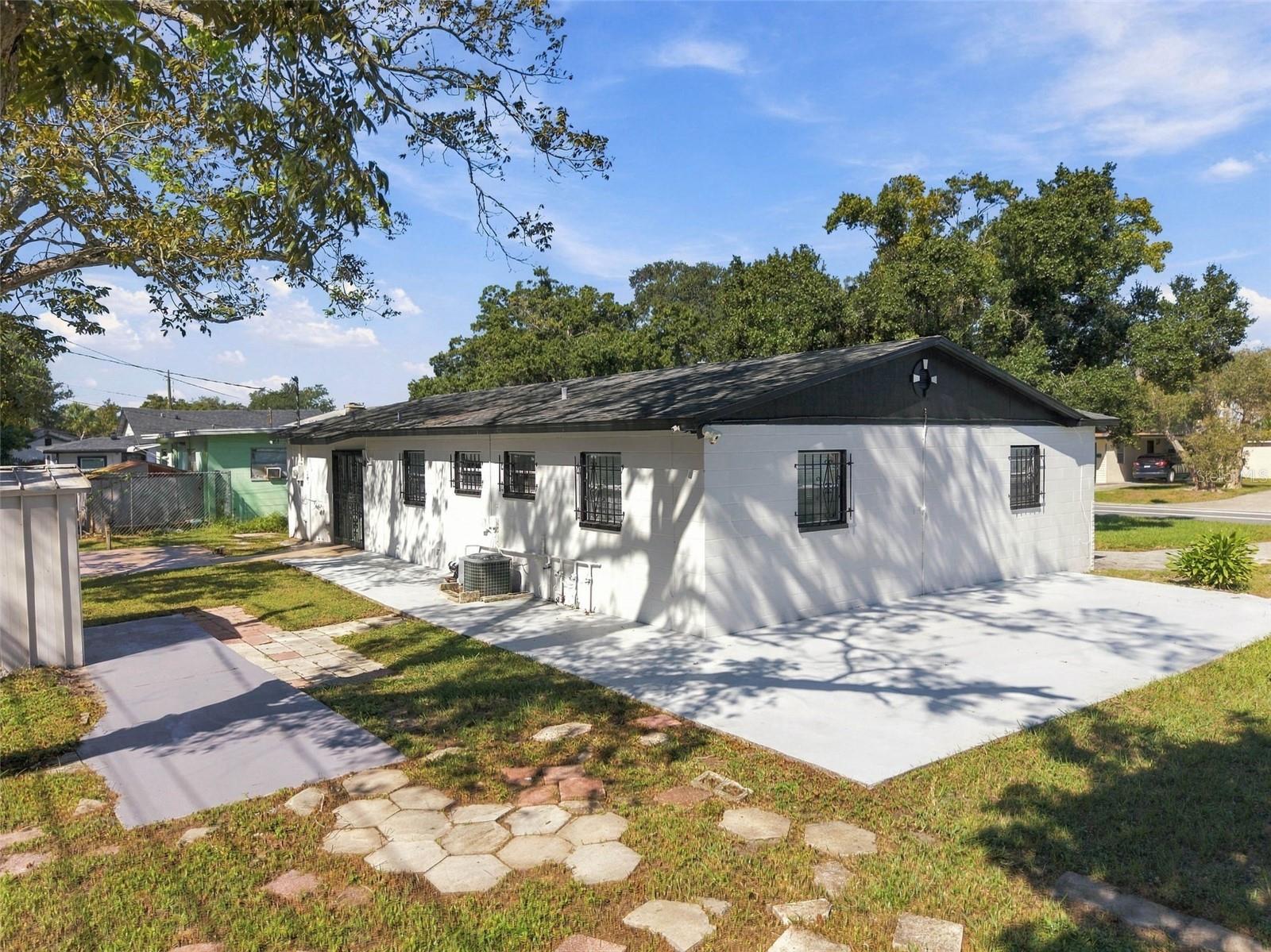 3010 EMERSON AVENUE S, St Petersburg, FL 33712
