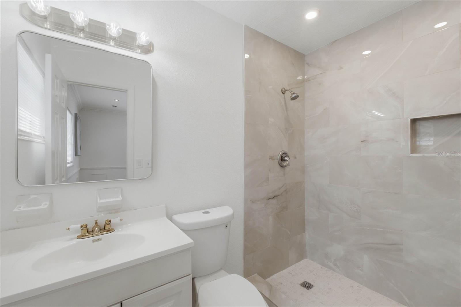3010 EMERSON AVENUE S, St Petersburg, FL 33712