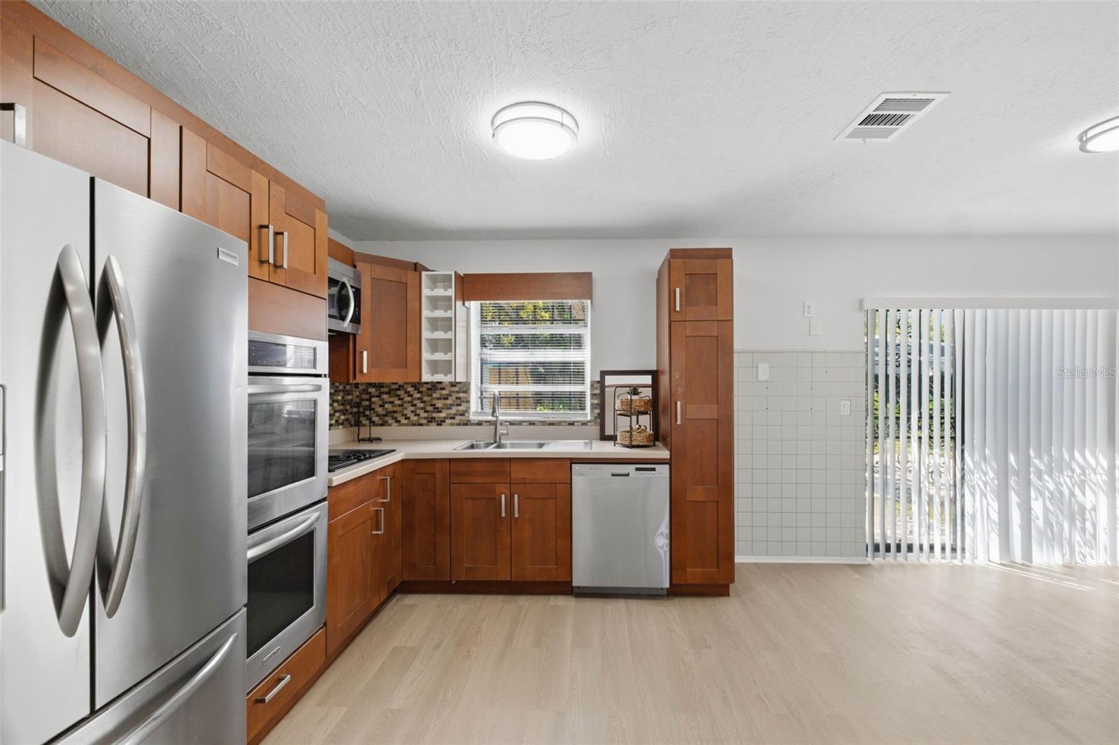 3010 EMERSON AVENUE S, St Petersburg, FL 33712