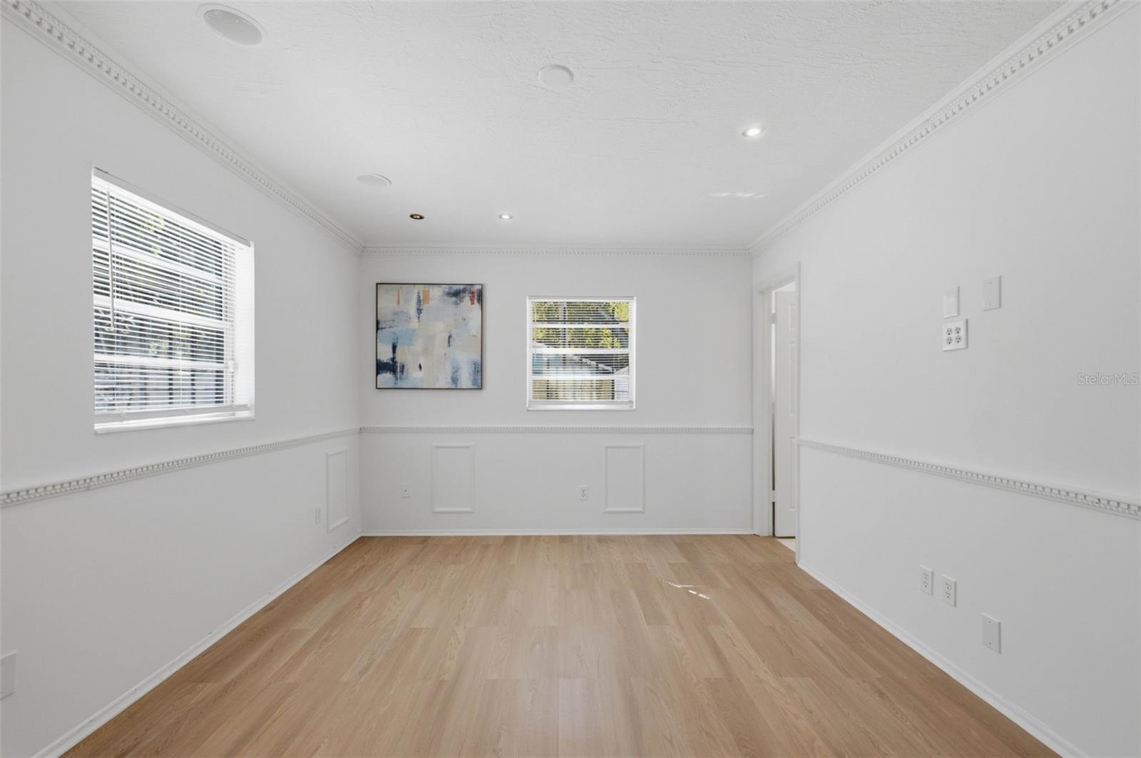 3010 EMERSON AVENUE S, St Petersburg, FL 33712