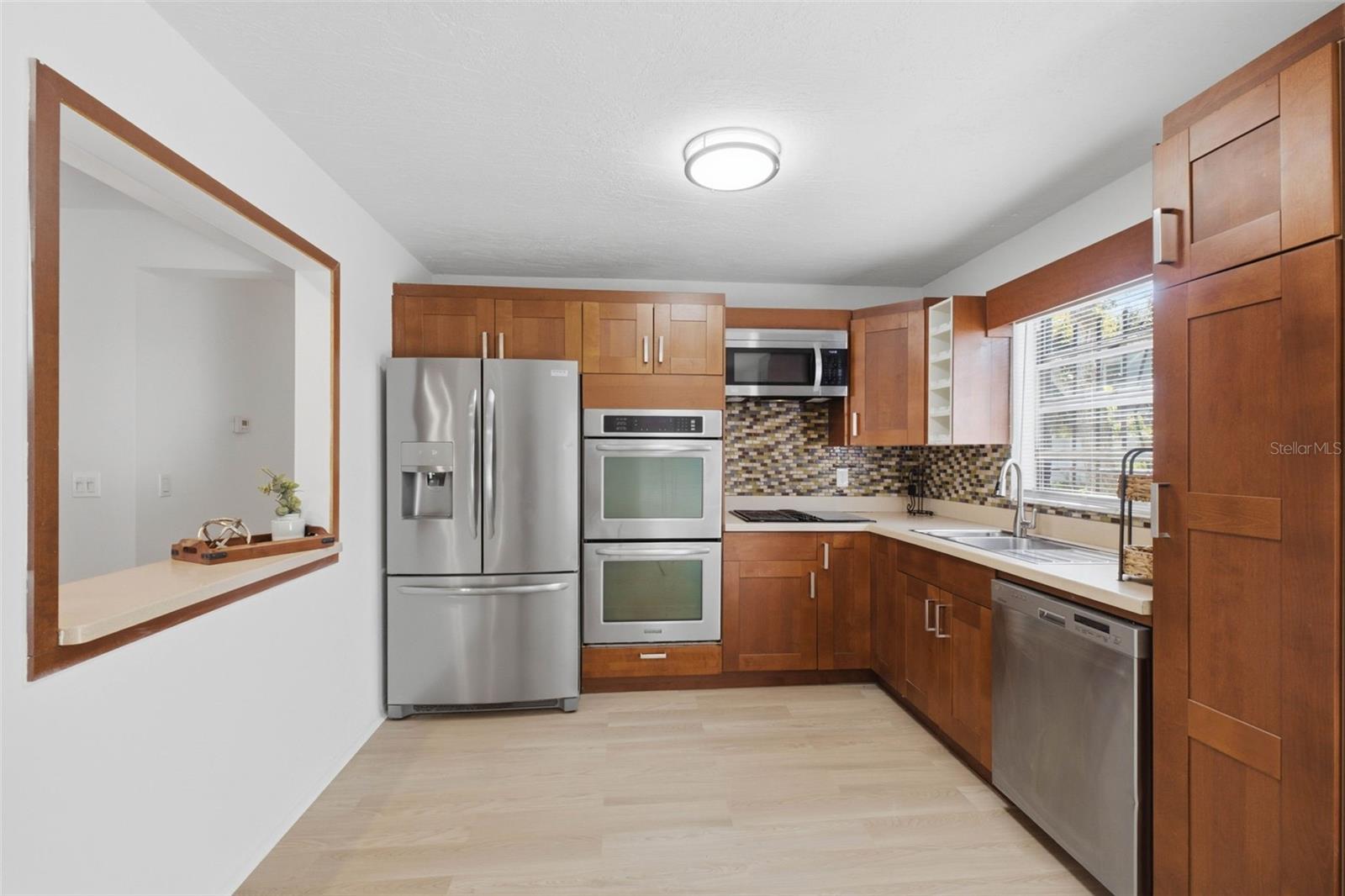 3010 EMERSON AVENUE S, St Petersburg, FL 33712