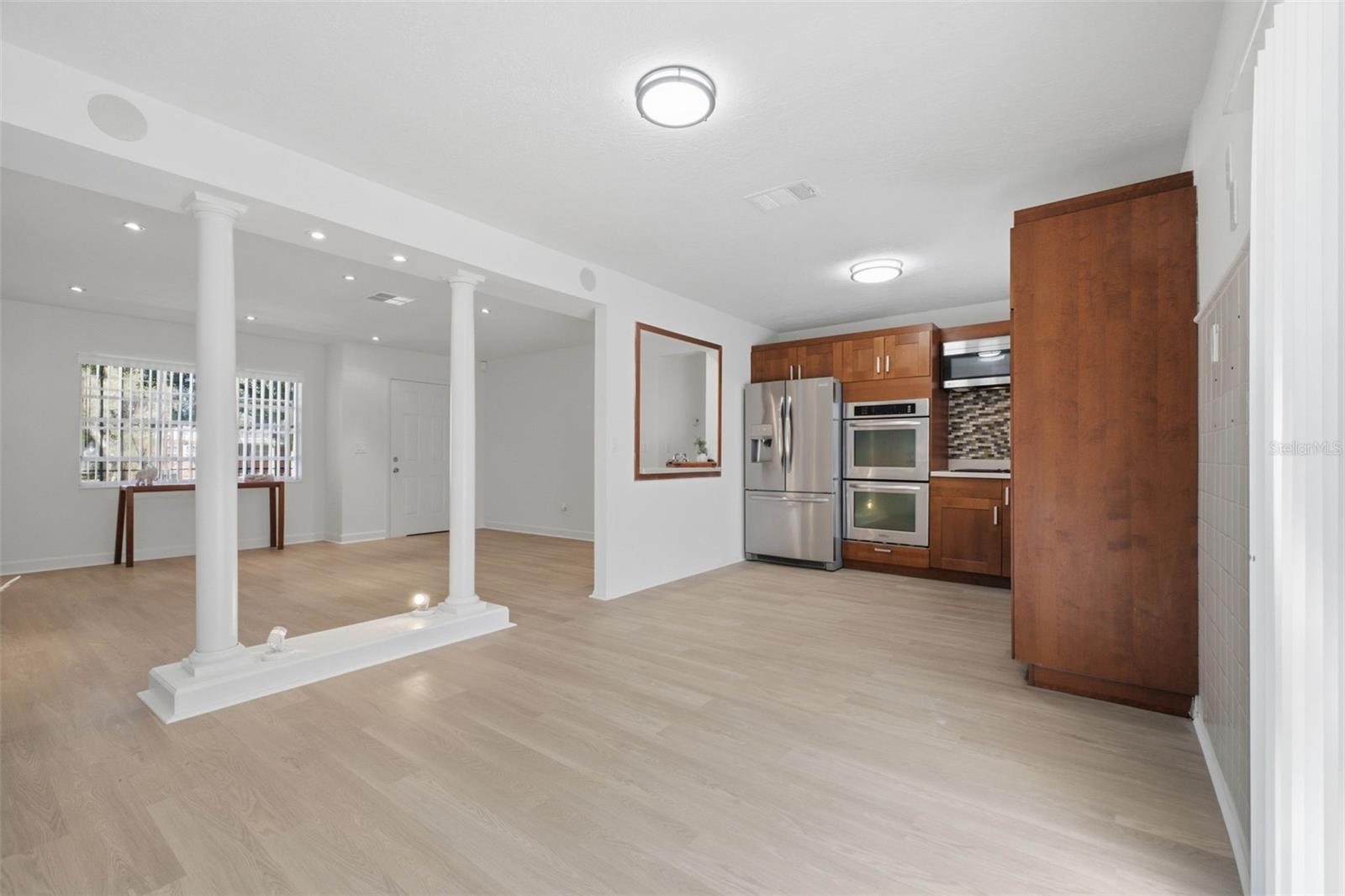 3010 EMERSON AVENUE S, St Petersburg, FL 33712