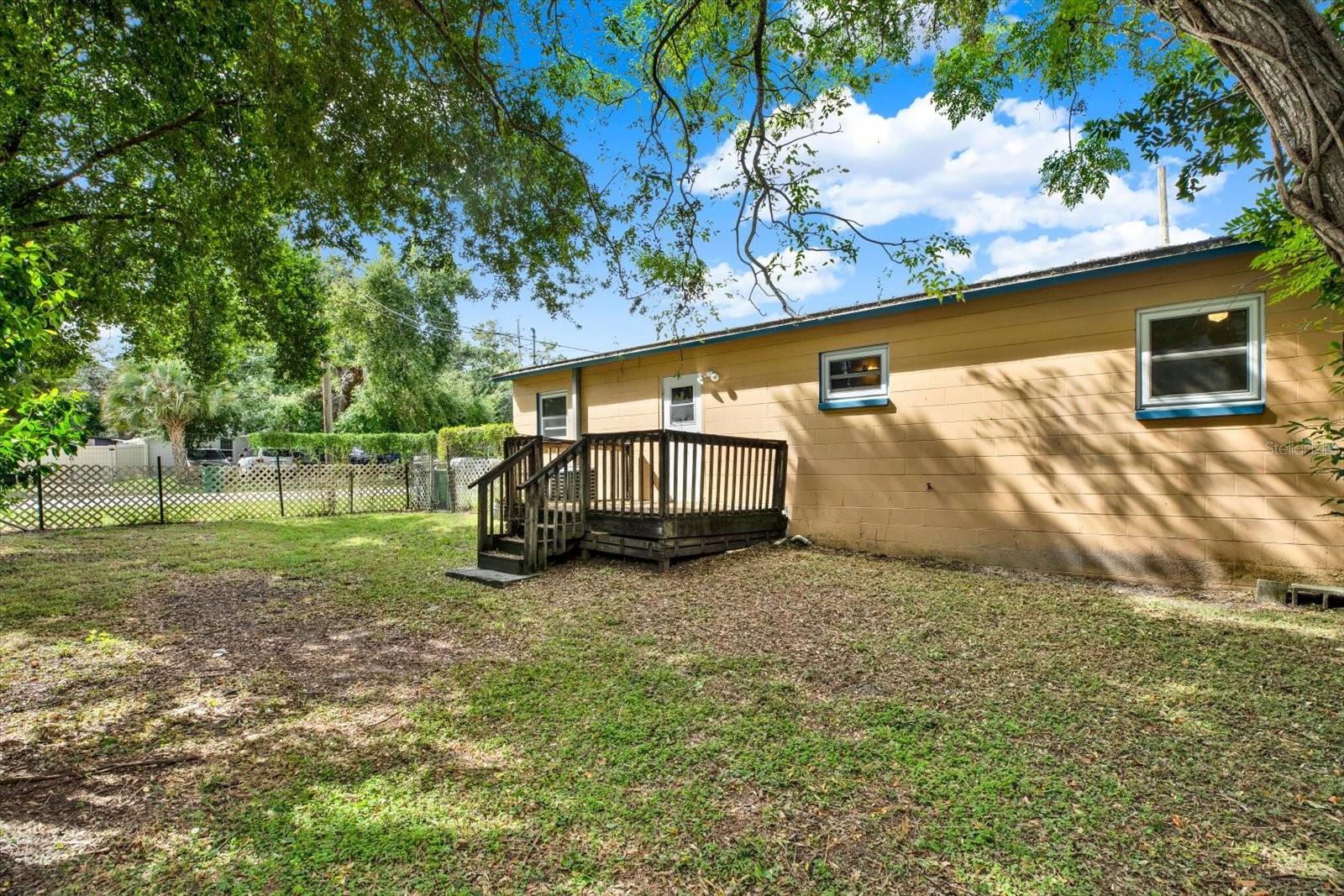 1602 E ANNONA AVENUE, Tampa, FL 33612