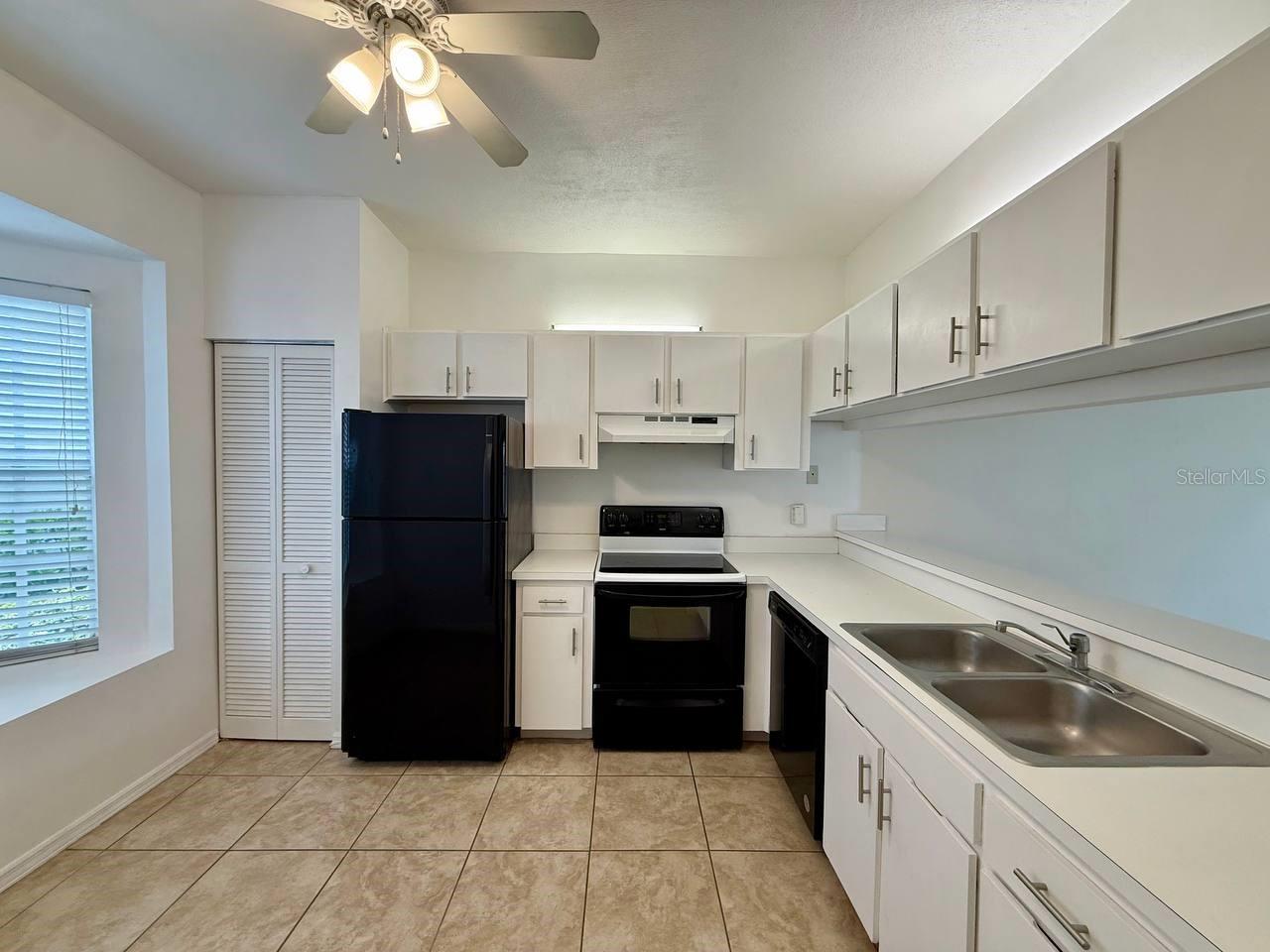 2802 W CLEVELAND STREET, #L, Tampa, FL 33609 2802 W CLEVELAND STREET, #L, Tampa, FL 33609