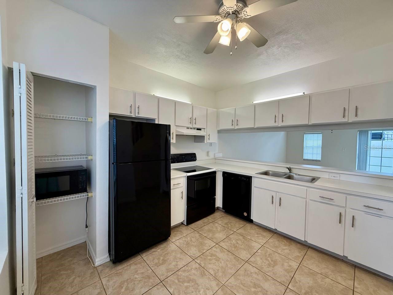 2802 W CLEVELAND STREET, #L, Tampa, FL 33609