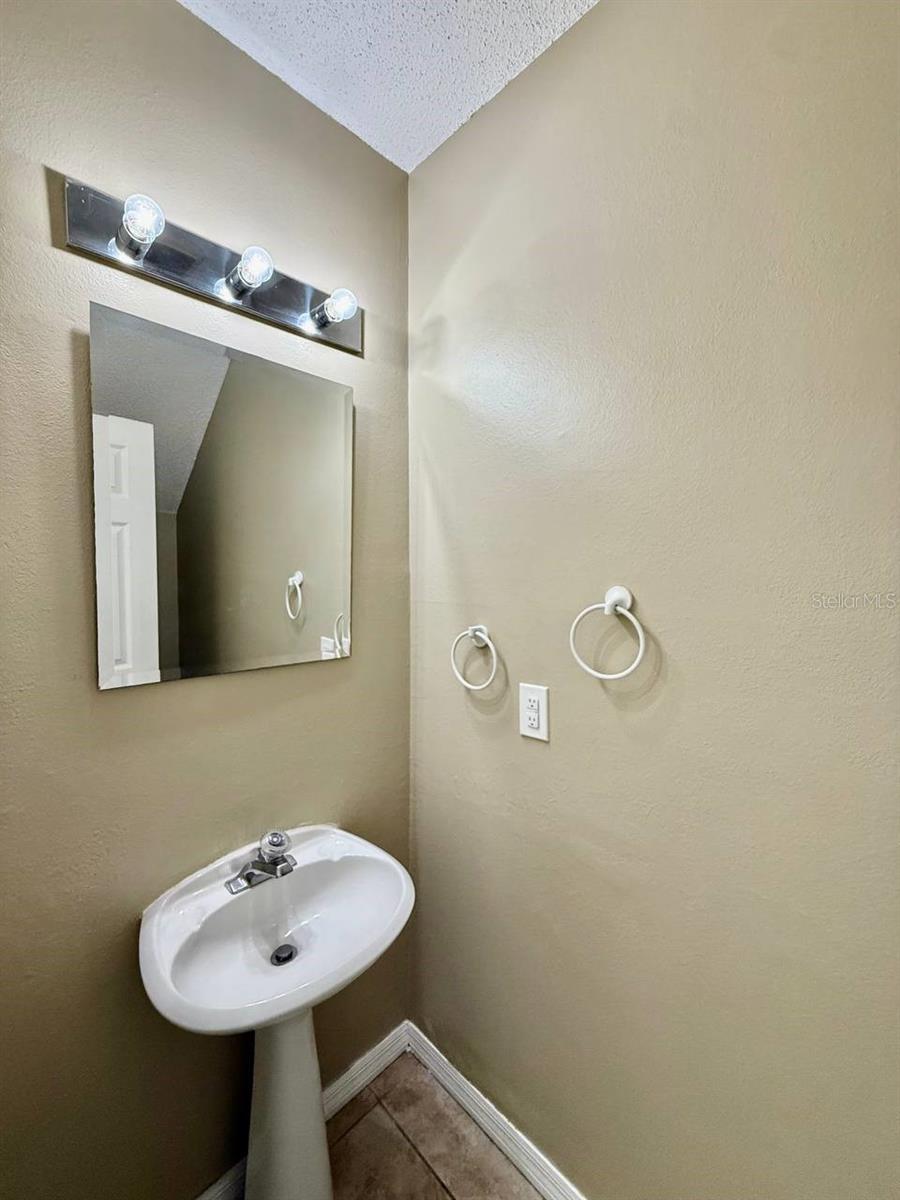 2802 W CLEVELAND STREET, #L, Tampa, FL 33609