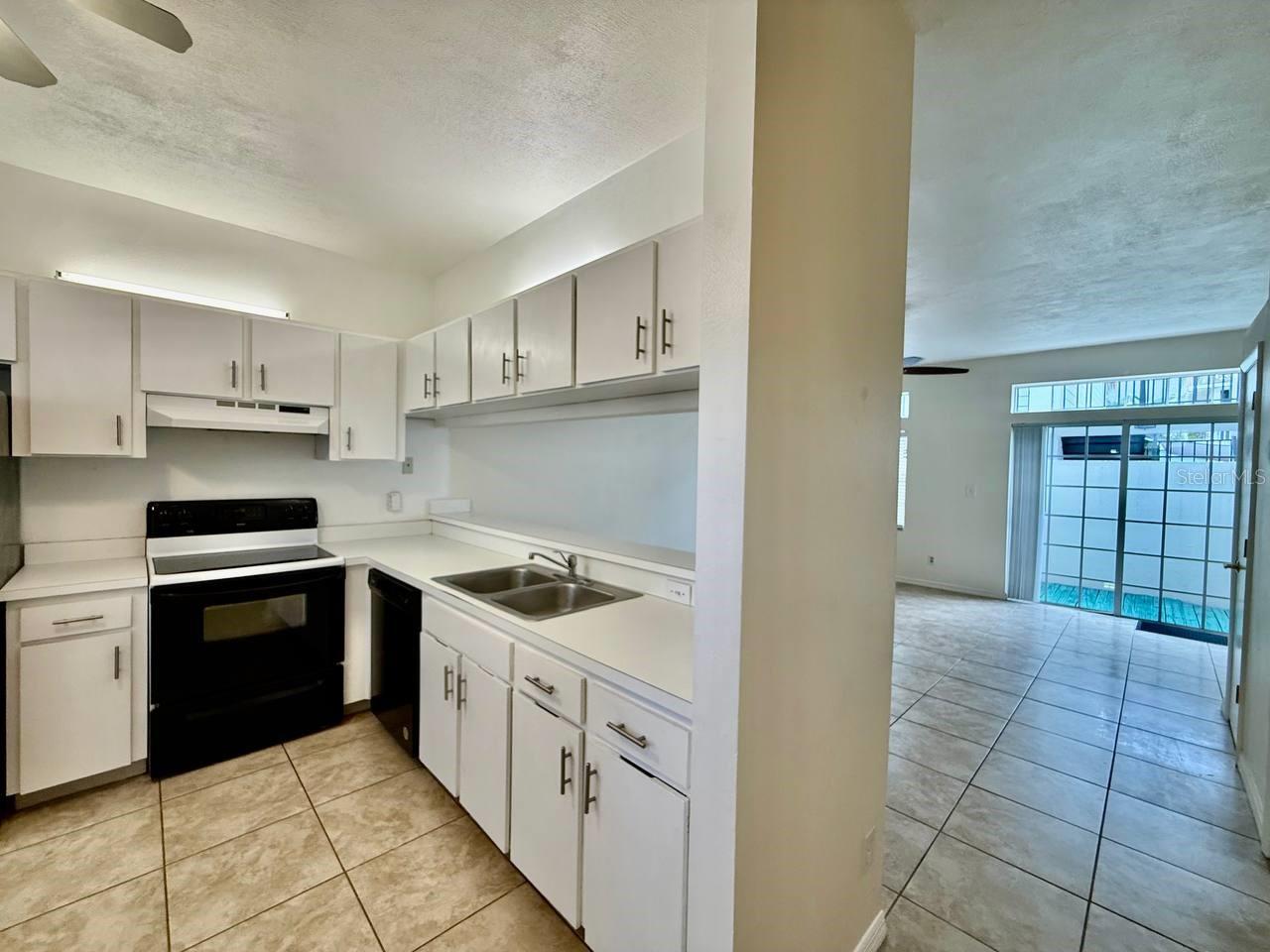 2802 W CLEVELAND STREET, #L, Tampa, FL 33609 2802 W CLEVELAND STREET, #L, Tampa, FL 33609