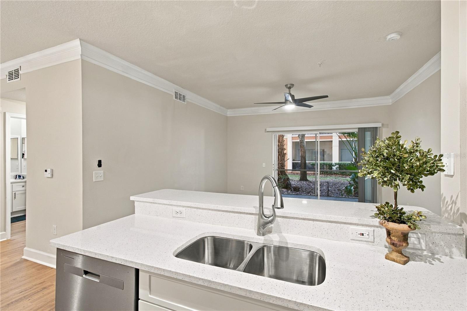 4207 S DALE MABRY HIGHWAY, #2113, Tampa, FL 33611